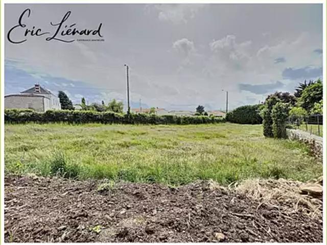 Terrain vente à Saint-Maixent-l'École, Deux-Sèvres