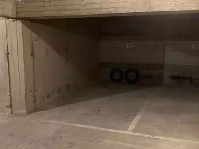Garage vente à Saint-Malo, Bretagne