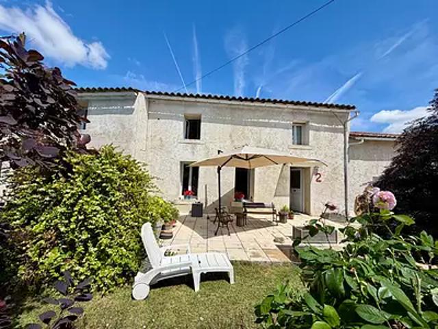 Maison vente à Saint-Jean-d'Angély, Saint-mandé-sur-brédoire