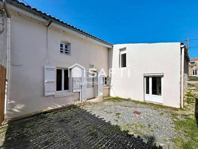 Maison vente à Saint-Jean-d'Angély, Saint-mandé-sur-brédoire