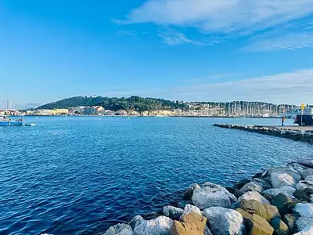 Appartement vente à Arrondissement de Toulon, Saint-mandrier-sur-mer