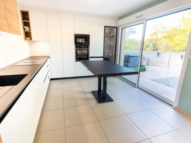 Appartement vente à Arrondissement de Toulon, Saint-mandrier-sur-mer