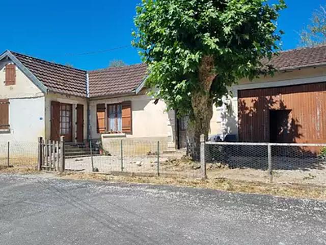 Maison vente à Nontron, Saint-martial-de-valette