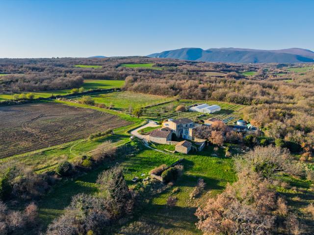 Ferme vente à Apt, Saint-martin-de-castillon