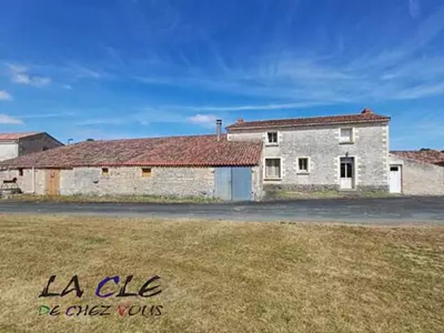 Maison vente à Saint-Martin-de-Fraigneau, Vendée