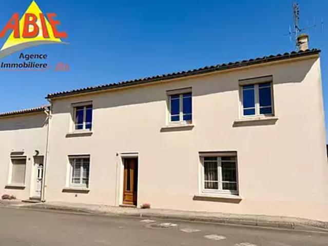 Maison vente à Saint-Martin-de-Fraigneau, Vendée