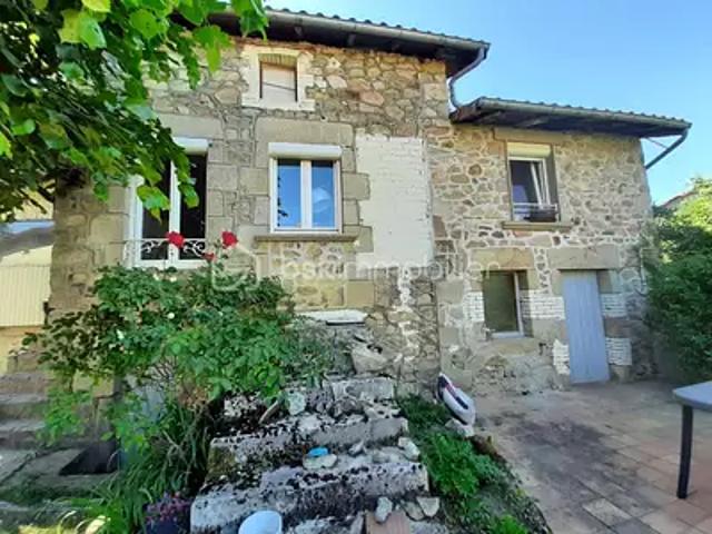 Maison vente à Rochechouart, Saint-martin-de-jussac