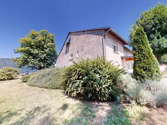 Maison vente à Nantua, Lantenay