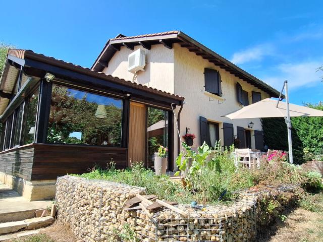 Maison vente à Saint-martin-du-mont, Guadeloupe