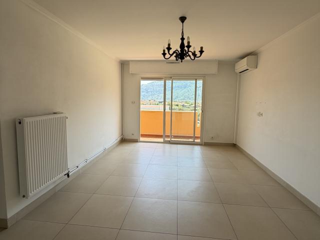 Appartement location à Nice, Levens