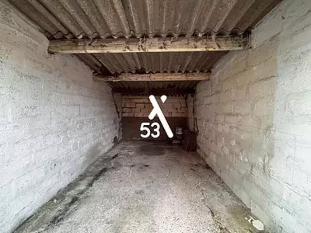 Garage vente à Saint-Martin-au-Laërt, Saint-Martin-lez-Tatinghem