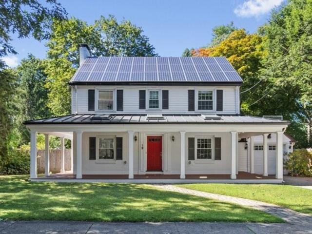 House for sale in Newton Lower Falls, Newton