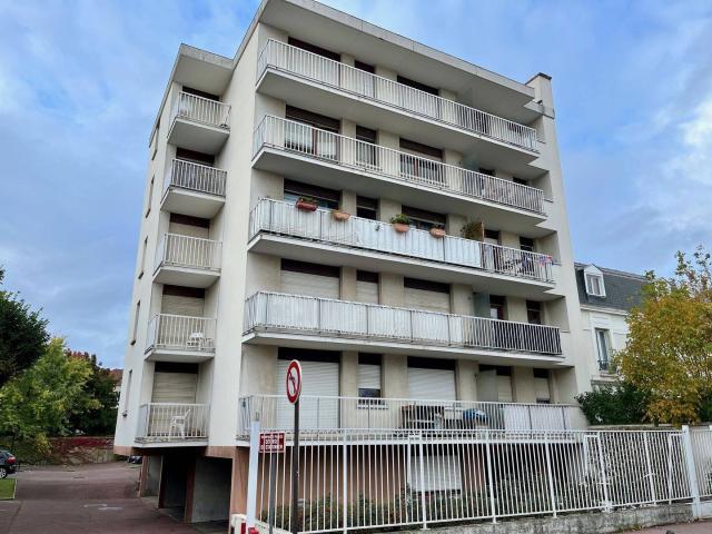 Studio location à Saint-Maur Créteil, Saint-Maur-des-Fossés