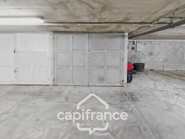 Garage vente à Nogent-sur-Marne, Saint-maur-des-fossés
