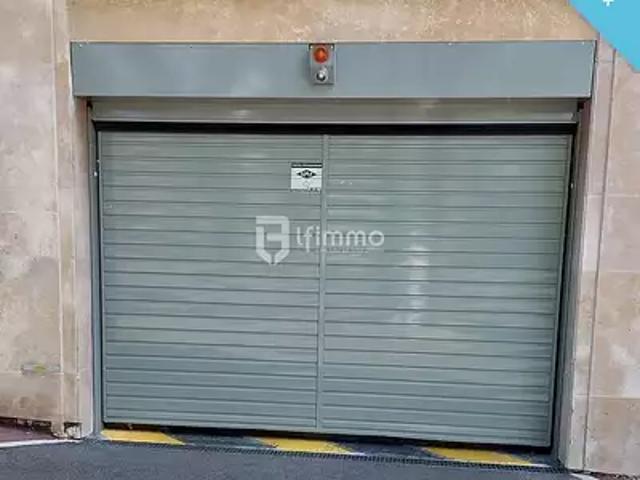 Garage vente à Nogent-sur-Marne, Saint-maurice