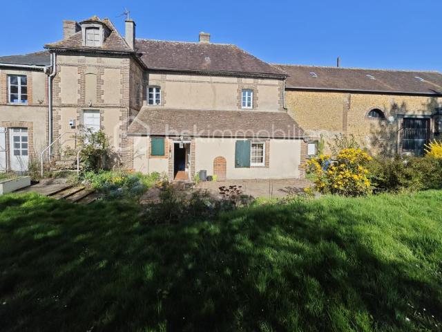 Maison vente à Mortagne-au-Perche, Charencey