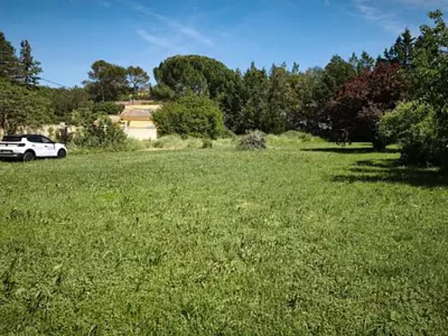 Terrain vente à Brignoles, Saint-maximin-la-sainte-baume