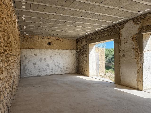 Maison vente à Nîmes, Saint-maximin