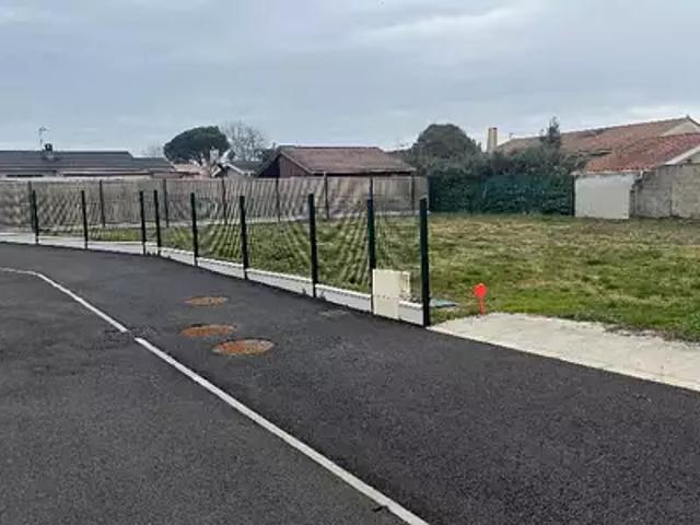 Terrain vente à Bordeaux, Saint-médard-en-jalles