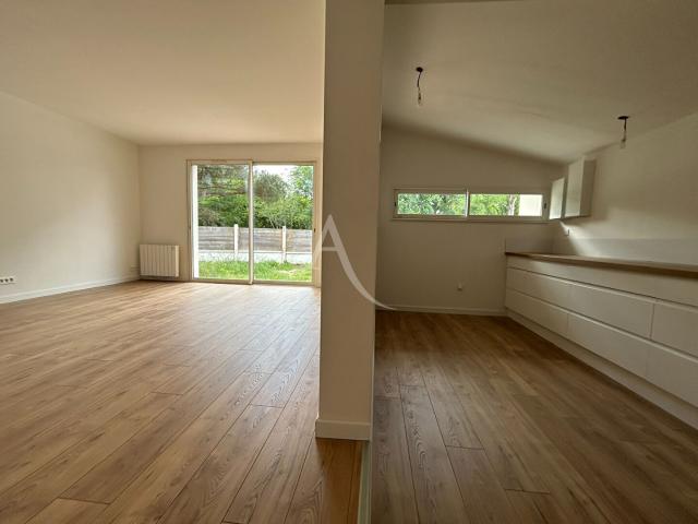 Maison vente à Bordeaux, Saint-médard-en-jalles