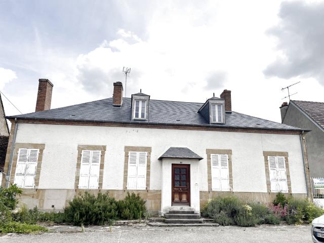 Maison vente à Moulins, Saint-menoux