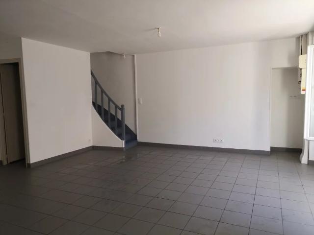 Appartement location à Fontenay-le-Comte, Saint-mesmin