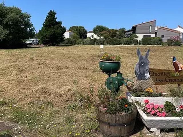 Terrain vente à Fontenay-le-Comte, Saint-michel-en-l'herm