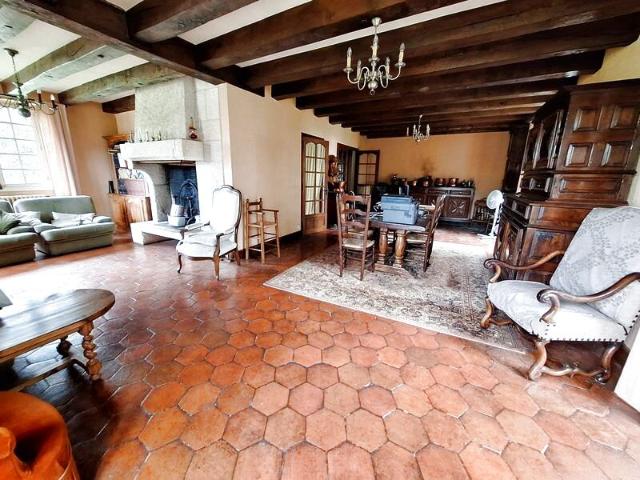 Maison vente à Figeac, Saint-michel-loubéjou