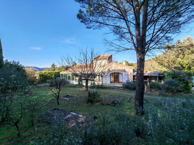 Maison vente à Privas, Saint-montant