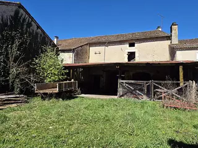 Maison vente à Nontron, Saint-pardoux-la-rivière