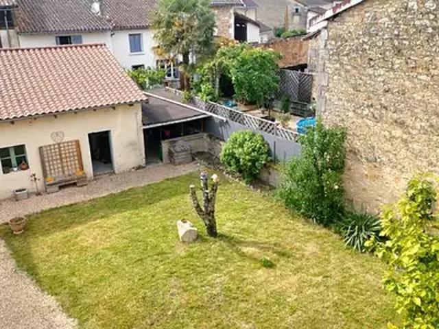 Maison vente à Nontron, Saint-pardoux-la-rivière