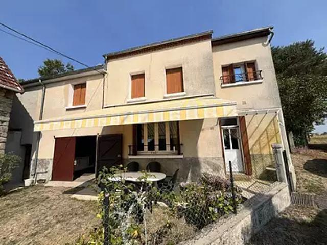 Maison vente à Aubusson, Saint-pardoux-les-cards