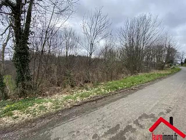 Terrain vente à Brive-la-Gaillarde, Saint-pardoux-l'ortigier