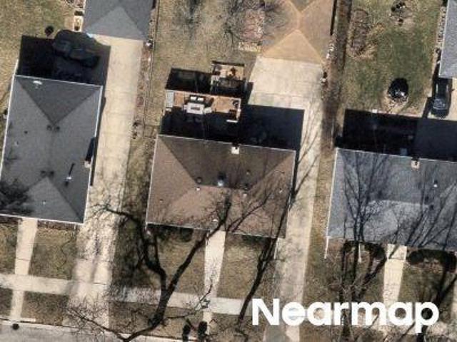 House for sale in Hillside, Illinois
