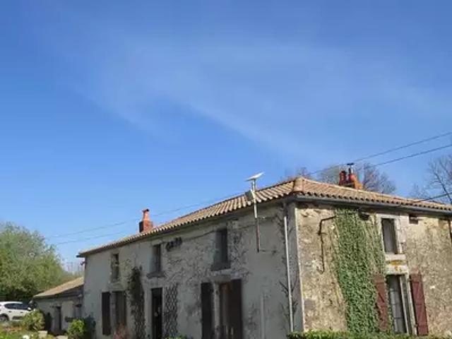 Maison vente à Bressuire, Saint-paul-en-gâtine