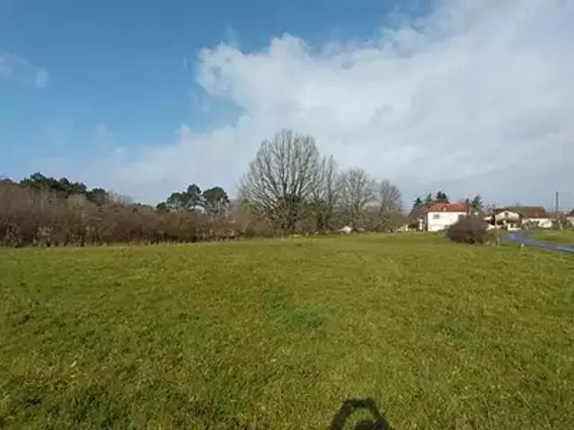 Terrain vente à Périgueux, Saint-pierre-de-chignac
