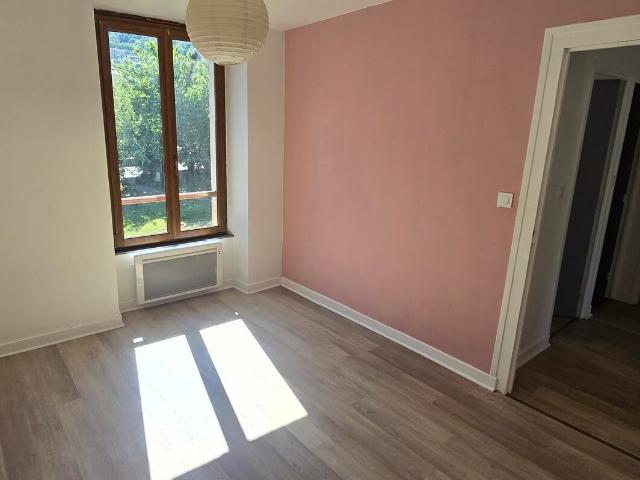 Appartement location à Grenoble, Saint-pierre-de-mésage