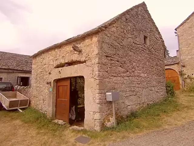 Maison vente à Saint-Pierre-des-Tripiers, Lozère