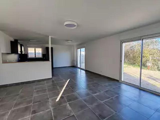 Maison vente à Montmorillon, Civray