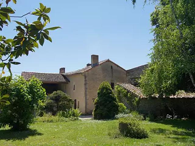 Maison vente à Montmorillon, Saint-pierre-d'exideuil