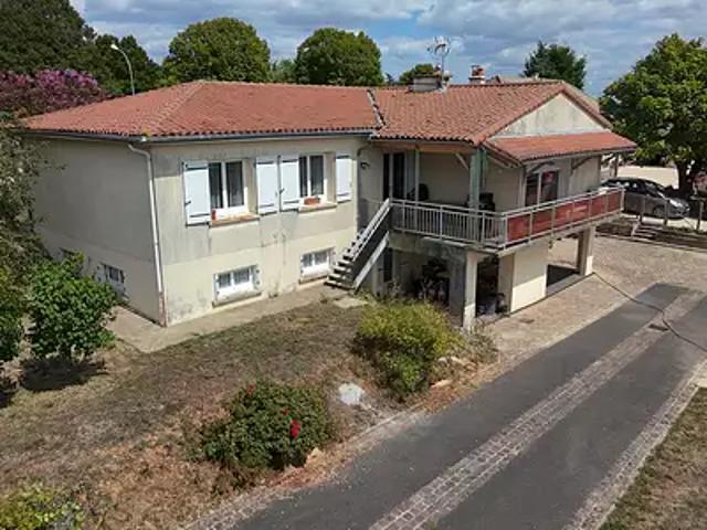 Maison vente à Montmorillon, Saint-pierre-d'exideuil