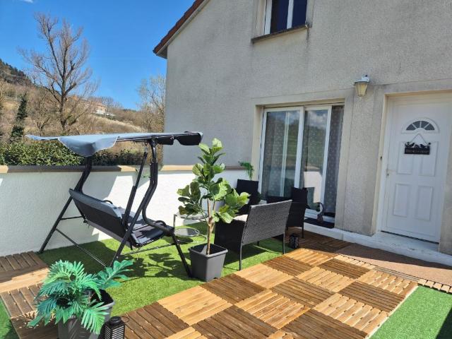 Maison location à Saint-Pierre-Eynac, Haute-Loire