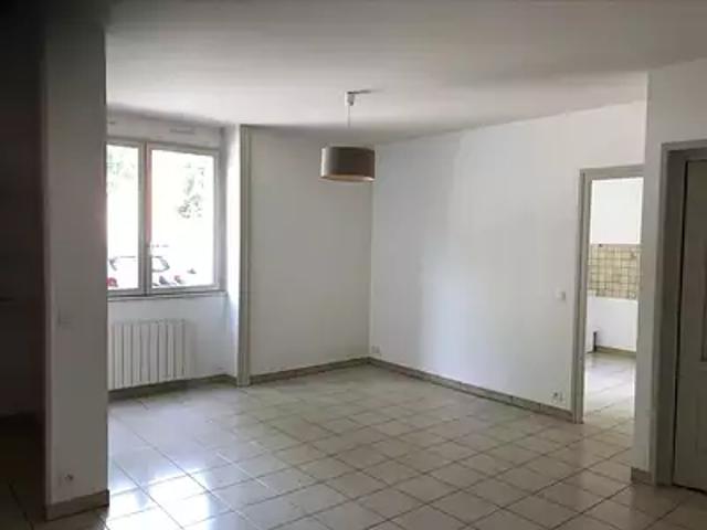 Appartement location à Le Trève, Saint-Pierre-la-Palud