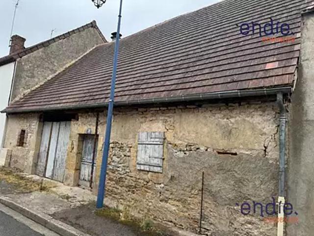 Maison vente à Faubourg de Livry, Saint-Pierre-le-Moûtier