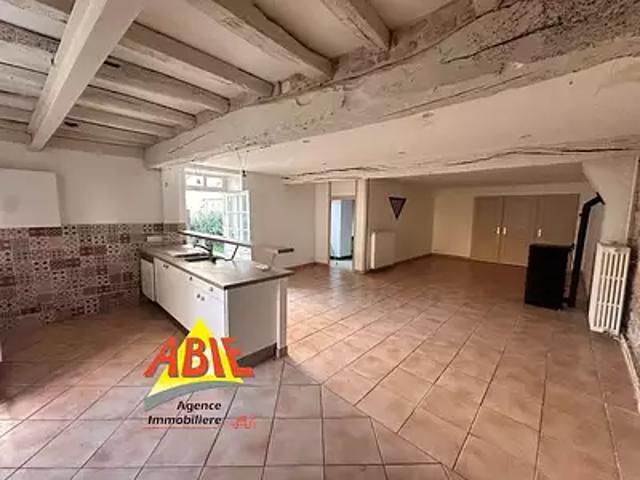 Maison vente à Parthenay, Saint-pompain