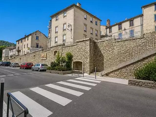 Appartement vente à Saint-Pons-de-Thomières, Hérault