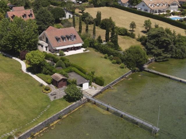 Einfamilienhaus kaufen in Saint-Prex, Waadt