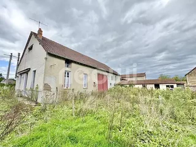 Maison vente à Riom, Saint-priest-bramefant