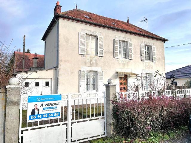 Maison vente à Riom, Saint-priest-bramefant