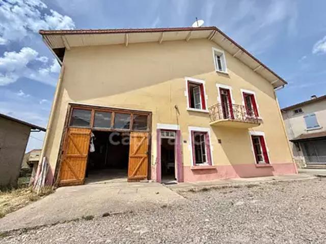Maison vente à Le Coin, Saint-Priest-la-Prugne